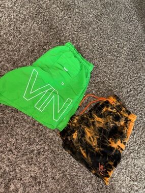 Size Large Men’s Shorts Lot Of 2